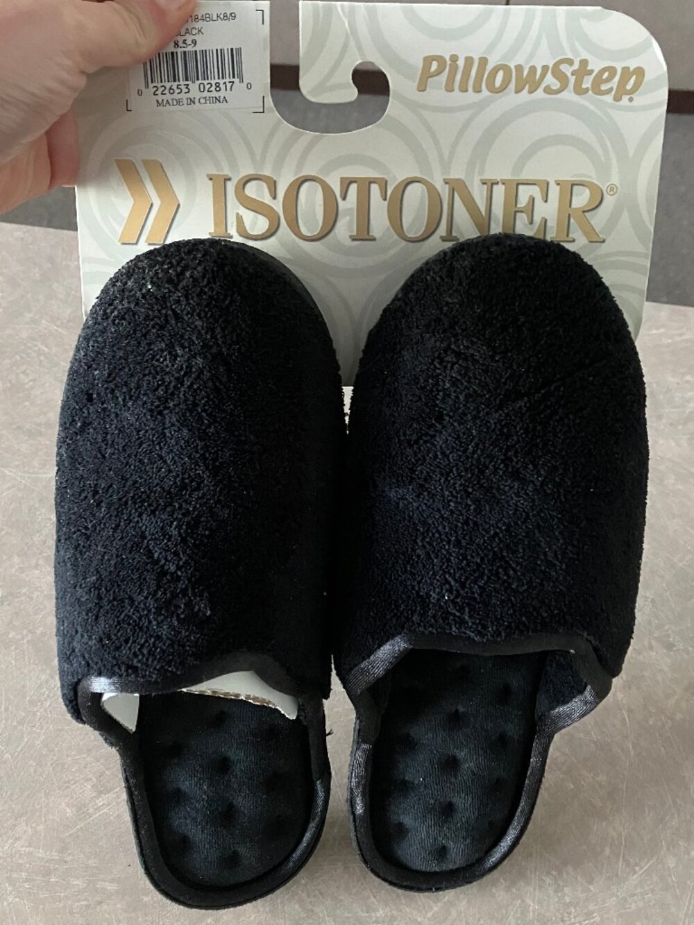 NWT Women's 8.5 - 9 Isotoner Slippers